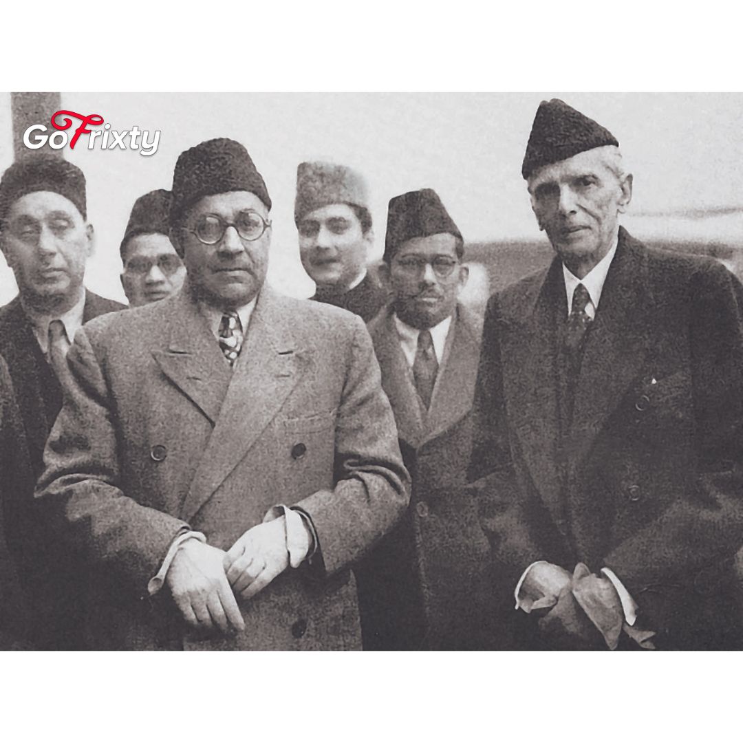 Quaid e Azam Muhammad Ali Jinnah and Liaqat Ali Khan standing togather